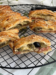 Foto di Sfoglia intrecciata ai carciofi