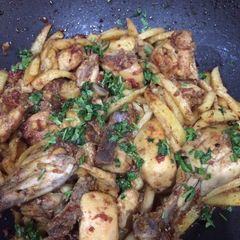 A picture of Chicken 🍗 chips 🍟.