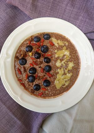 A picture of Blended chocolate overnight oats.