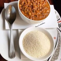 A picture of Beans and garri.
