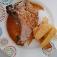 Lomo con mostaza, miel y naranja