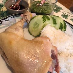 A picture of Hainanese Chicken.