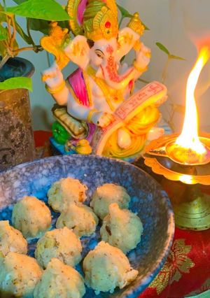 A picture of Poha modak.