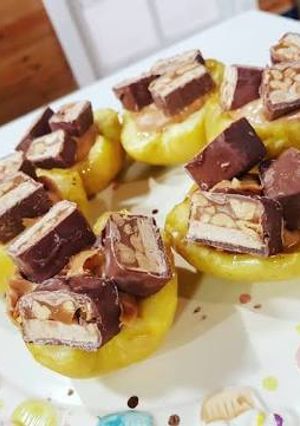 صورة لوصفة لعشاق الحلويات تفاح محشي زبده الفول السوداني