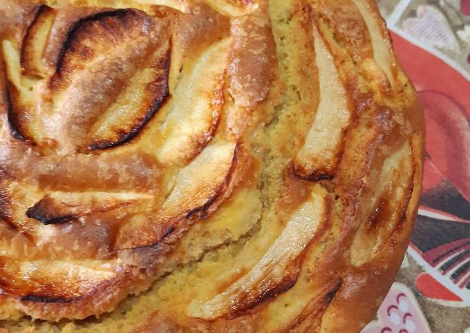 Torta di mele con crema pasticcera