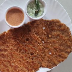 A picture of Bhajani/Bhajaniche thalipeeth.