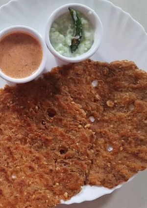 A picture of Bhajani/Bhajaniche thalipeeth.