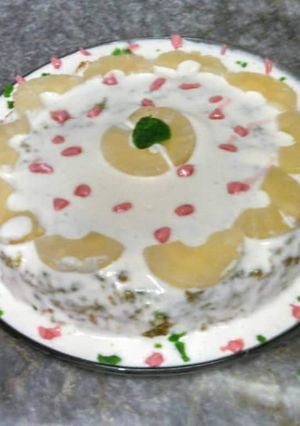 A picture of Pineapple cake.