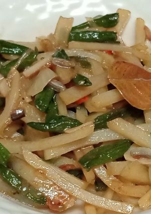 Foto resep Kentang Kacang Panjang Saos Tiram ala Subi 🥰