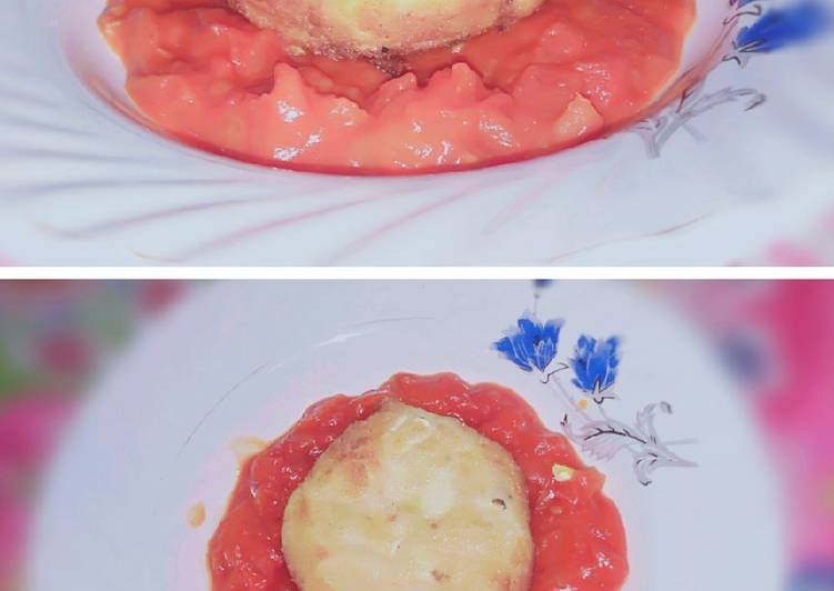 How to Prepare Perfect Deep fried yogart cake with pizza red sauce🍝melt in mouth😋
