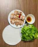 Thịt ngâm mắm cuốn bánh tráng