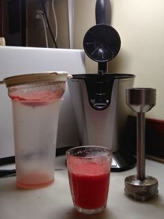 Una foto de Jugo de pomelo y sandía