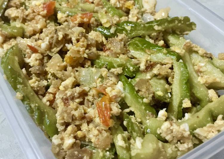 Recipe of Any-night-of-the-week Bitter Melon con Sisig (Ampalaya / Bitter Gourd)