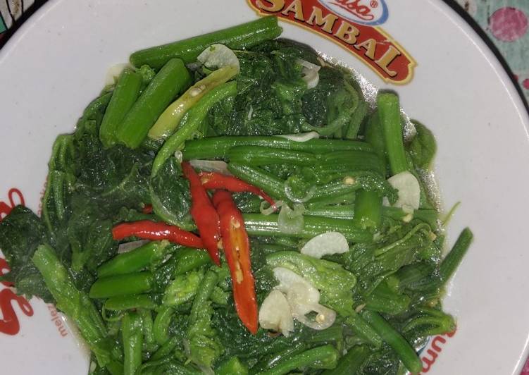 Cara mengolah Tumis pedas daun labu kuning Anti Gagal