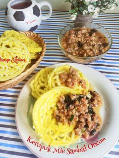 Foto resep Kerupuk Mie Sambal Oncom