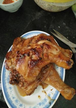 Hình của món Đùi gà áp chảo.