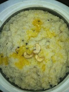 வரகரிசி பொங்கல்(varagarisi pongal recipe in tamil) செய்முறை முக்கிய புகைப்படம்