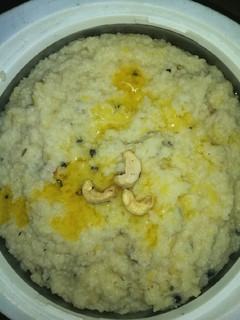 வரகரிசி பொங்கல்(varagarisi pongal recipe in tamil) செய்முறை முக்கிய புகைப்படம்