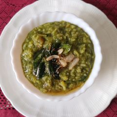 A picture of Palak dal khichdi.