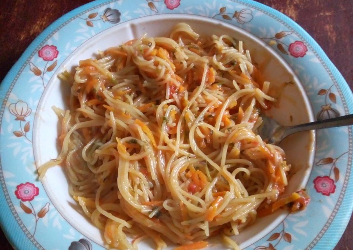 Spaghetti with vegetables