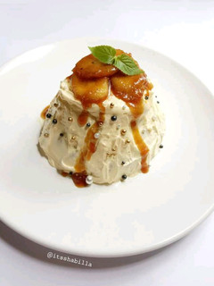 Foto resep Pavlova with Banana Caramel