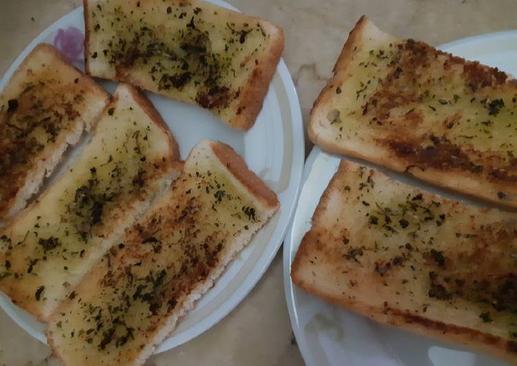 Simple Way to Make Any-night-of-the-week Garlic bread