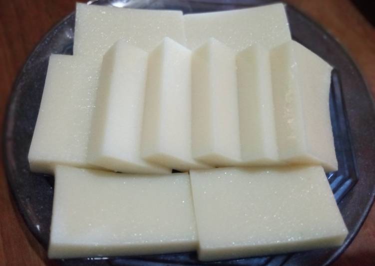 Langkah Mudah untuk Menyiapkan Puding Tape, Sempurna