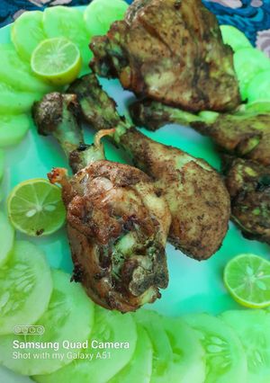 A picture of Thai chicken recipe.
