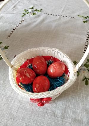 Φωτογραφία της συνταγής Βάφουμε αυγά, αλλιώς