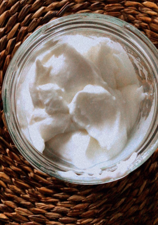 Una foto de Alioli sin huevo (con leche)