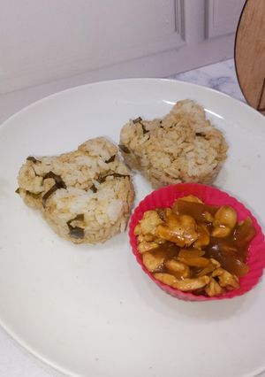 Foto resep NASI GURIH DAUN JERUK DAN AYAM SAUS TIRAM (MENU KELUARGA, MPASI)