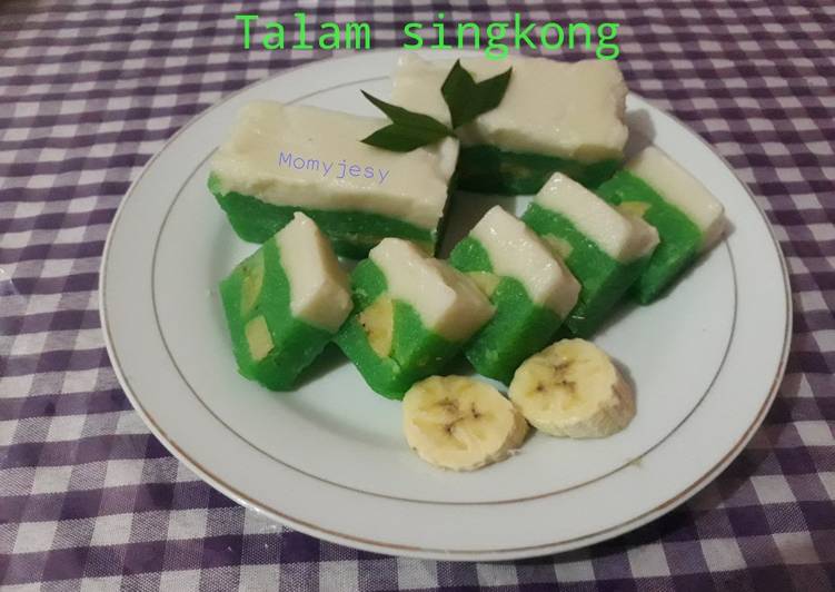 Talam singkong isi pisang