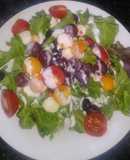 Ensalada mixta agridulce con yogurt