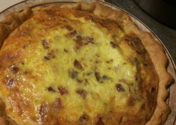 Easiest Way to Prepare Yummy Fluffy Extra Cheesy Quiche Lorraine