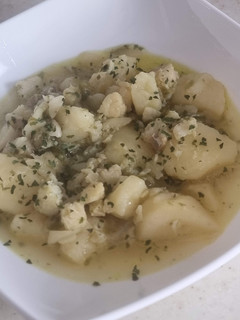 Una foto de Patatas con bacalao (Nota 8)