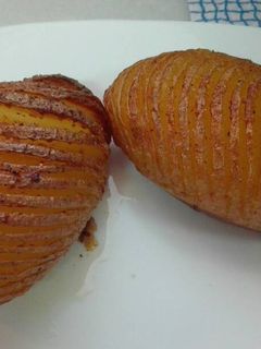 Una foto de Patatas al horno Hasselback