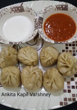 A picture of Off White (Momos).