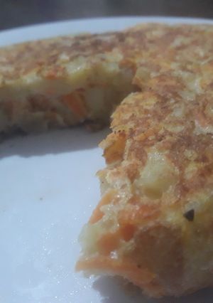 Una foto de Tortilla de papa esponjosa