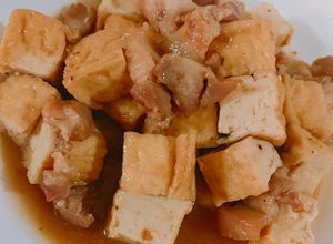 Hình của món Thịt kho đậu hủ.