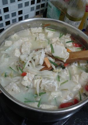 Foto resep Sambel goreng tahu taoge (khas Gresik) dijamin manis asem pedes gurih... 💖
