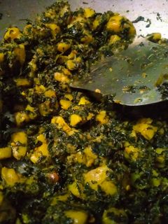 आलू मेथी की सब्जी (aloo methi ki sabzi recipe in Hindi) रेसिपी मुख्य फोटो