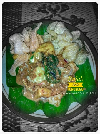 Langkah Gampang Membuat Resep Rujak petis ponorogo yang Sempurna Anti Ribet, Lezat Sekali