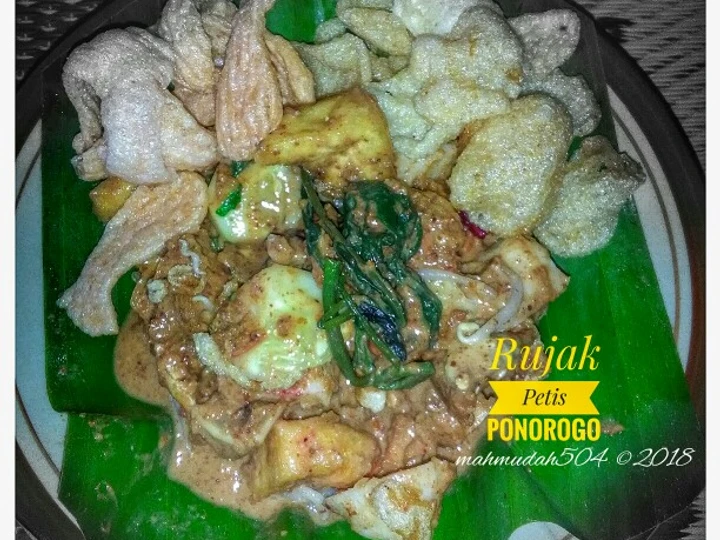 Langkah Gampang Membuat Resep Rujak petis ponorogo yang Sempurna Anti Ribet, Lezat Sekali