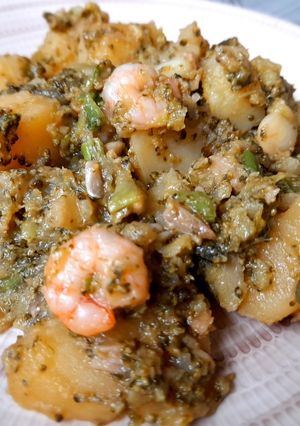 Foto principal de Brócoli con ajetes y gambas 🥦🦐