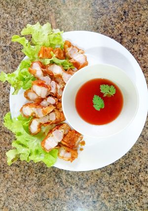 รูปของ หมูสามชั้นชุบแป้งทอด