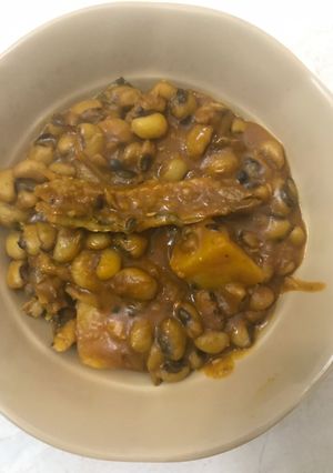 A picture of Beans and yam porridge.