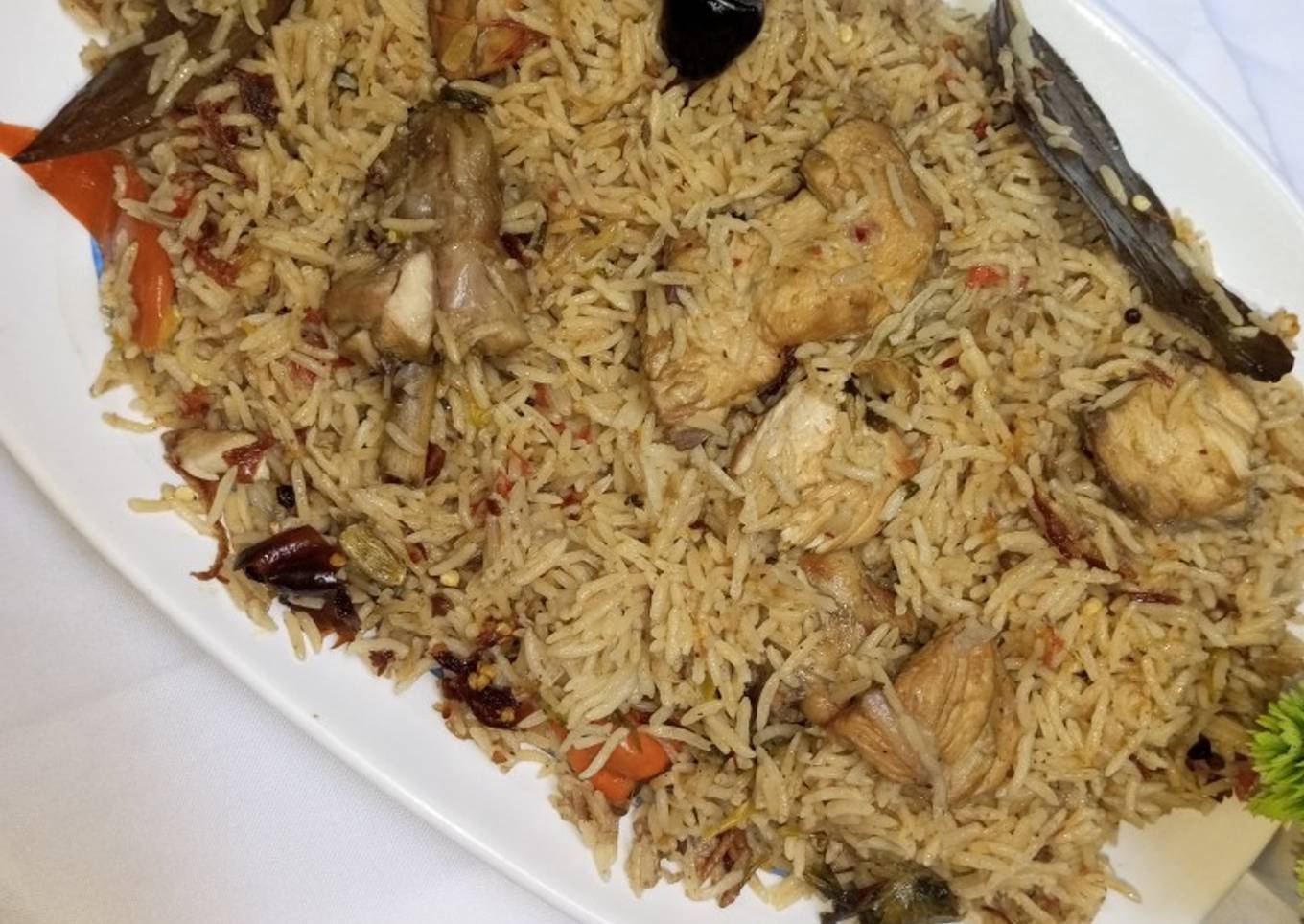 White Mughlai biryani