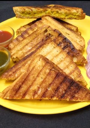 आलू सैंडविच (Aloo sandwich recipe in hindi) रेसिपी मुख्य फोटो