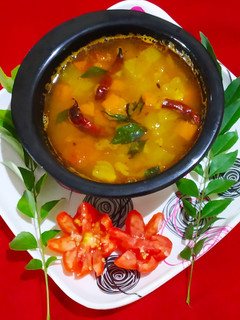 A picture of Masoor dal Sambar.