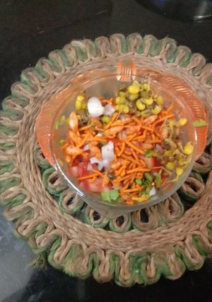 A picture of Sprouts bhel.